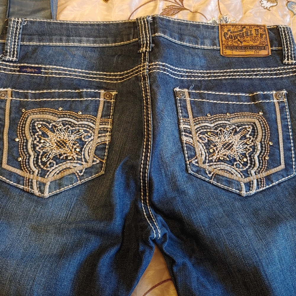 30x36 Cowgirl Up Bootcut Jeans ~ Like New!